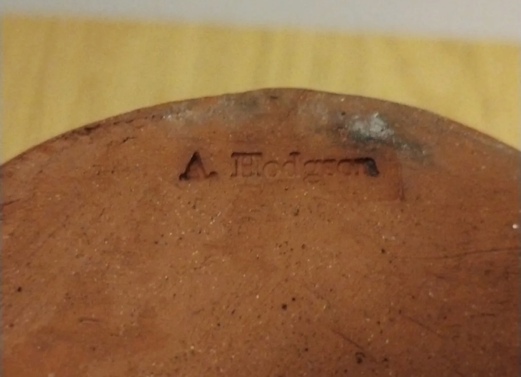 A. Hodgson, Ardencaple Pottery, Helensburgh, Scotland (not Aller Pottery) Img_4311