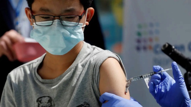 الصحة العالمية: تطعيم الأطفال ضد كورونا ليس أولوية الآن  218
