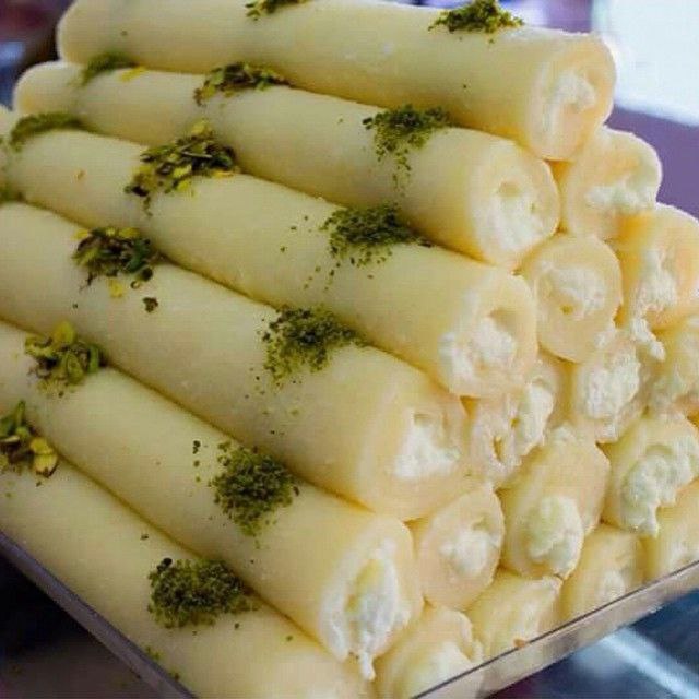 طريقة عمل حلاوة الجبن السورية  Mwnkw15