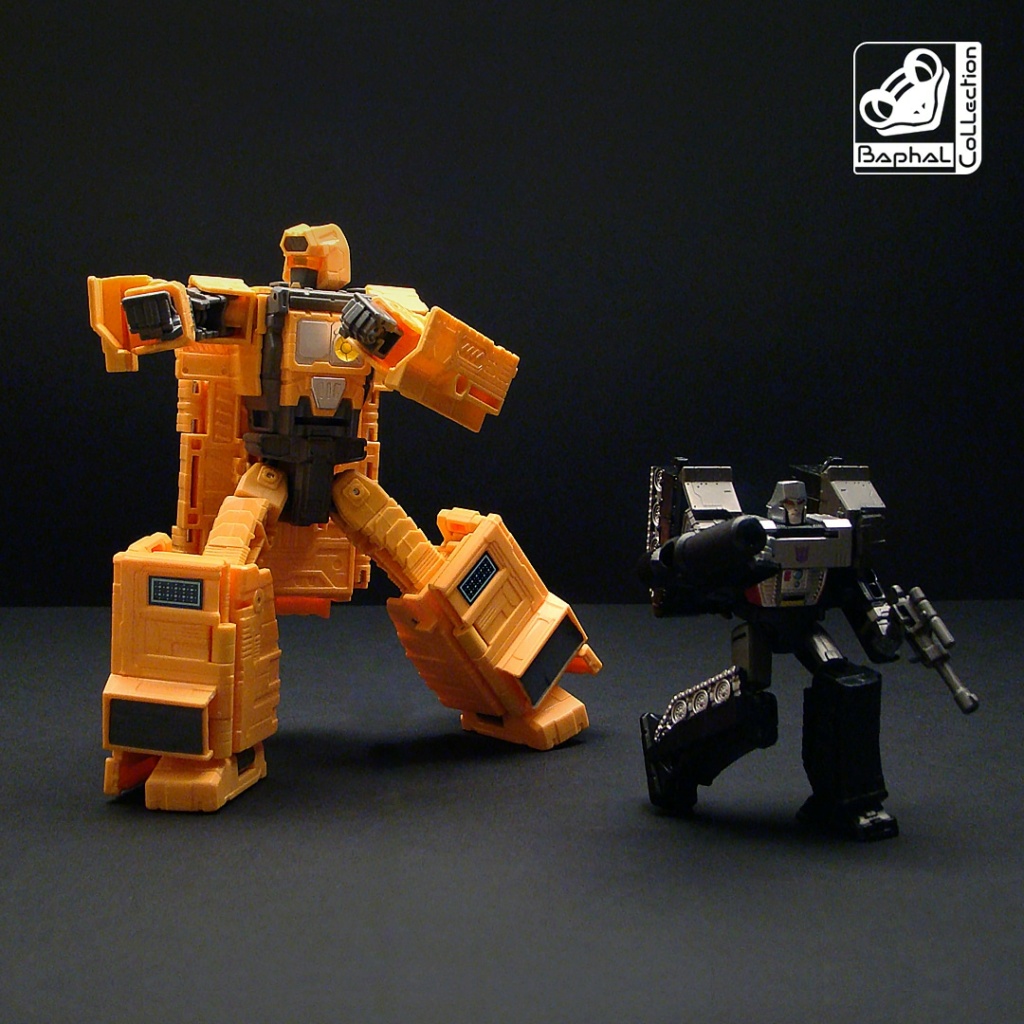 Anciennes revues de jouets inactives: Cerberus, Miss Transformers, Ryuzo, Sebtimus Zblex, Crosshairs, etc - Page 38 Img_2018
