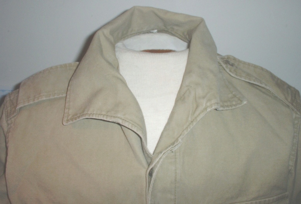 Need help identifying a mystery khaki cotton fatigue/work shirt with elbow padding/reinforcement Myster16