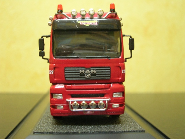 Les camions routiers à l'échelle 1/87ème réalisés par Jipé . Dscn3615