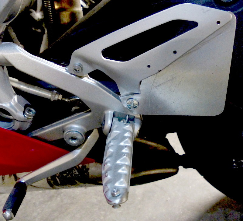 Projet Chtite Panigale décarénée P1020411