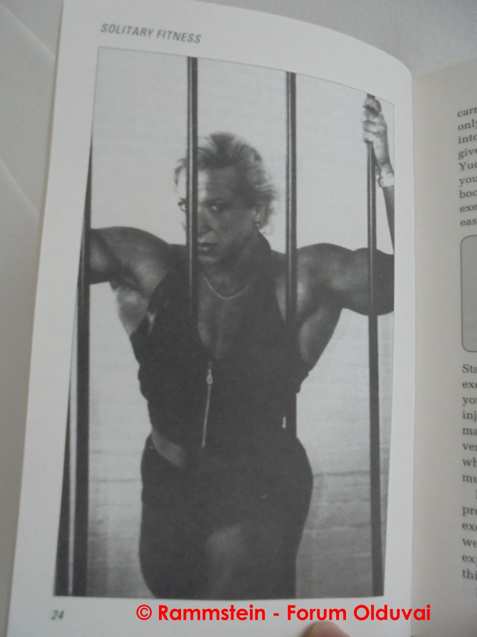 [Préparation physique] Solitary Fitness de Charles Bronson