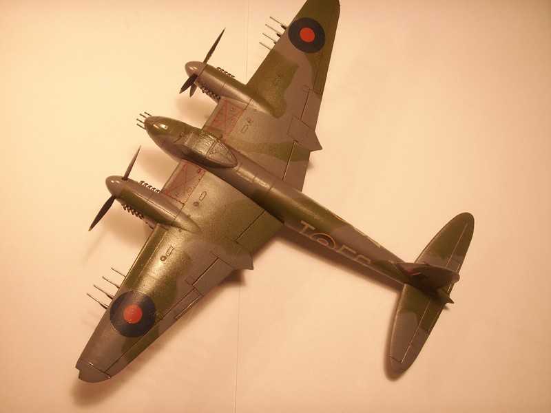 [Tamiya] 1/72 - De Havilland Mosquito FB Mk.VI/NF Mk.II    - Page 9 Pict0040