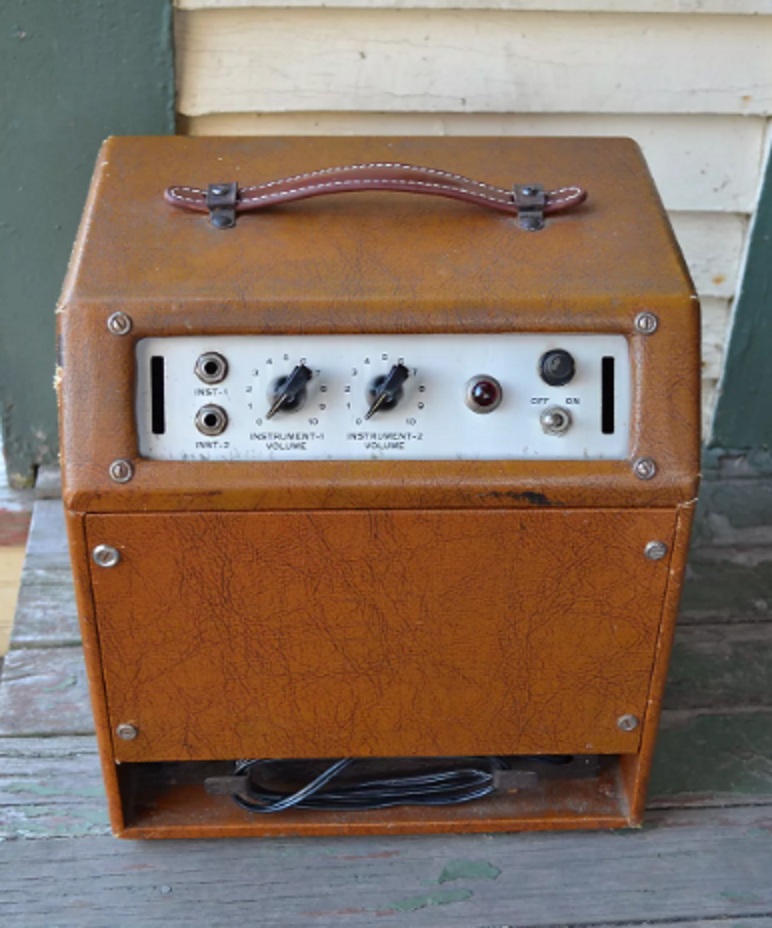 40′s Gretsch "Artist" Tube Amp 0310