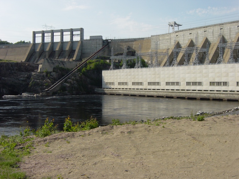 Centrale hydroélectrique Manic, Baie-Comeau, Québec, Canada Dsc05210