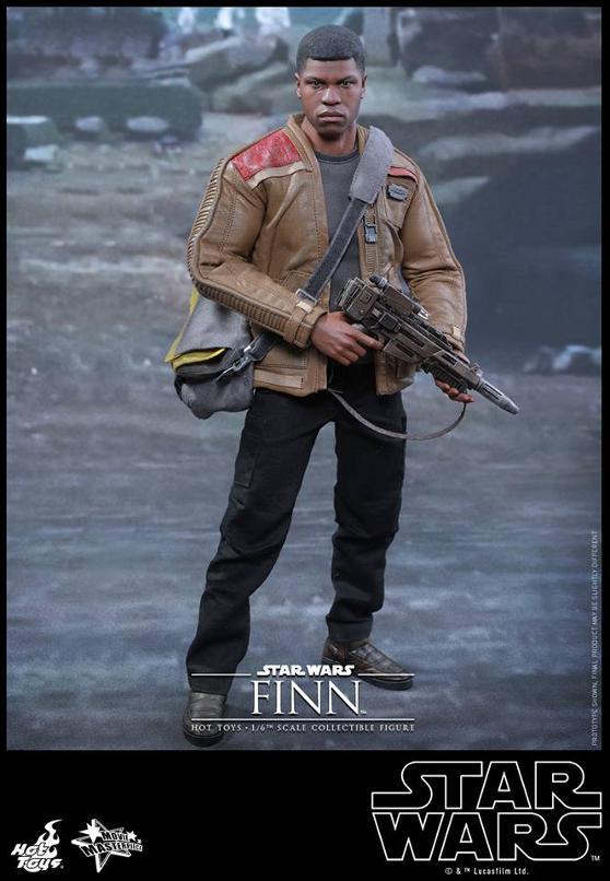 Hot Toys Star Wars: TFA 1/6th scale Finn Collectible Figure Finn0210