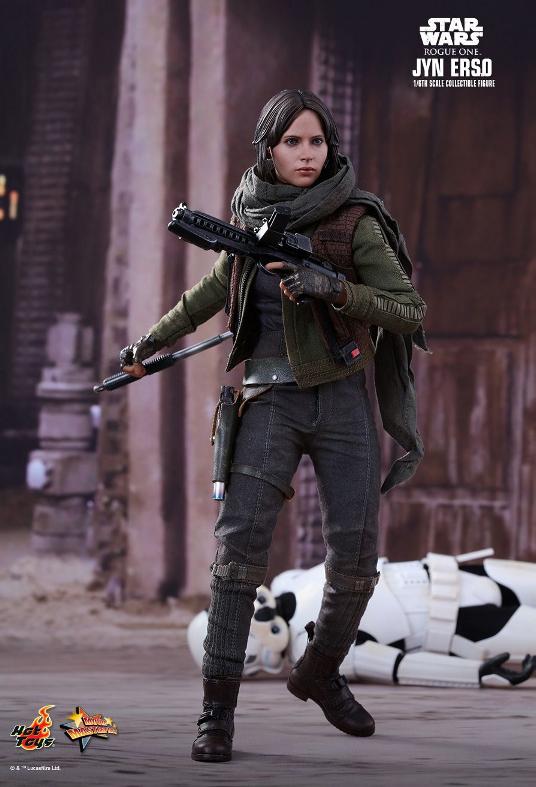 Hot Toys Jyn Erso Standard And Deluxe Version 6th Scale Fig. Jyn_0110
