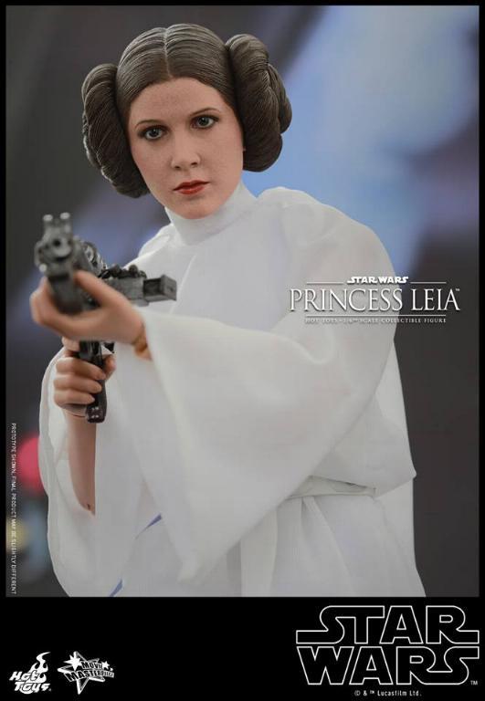 Hot Toys Star Wars 1/6 scale Princess Leia - A New Hope Leia_012