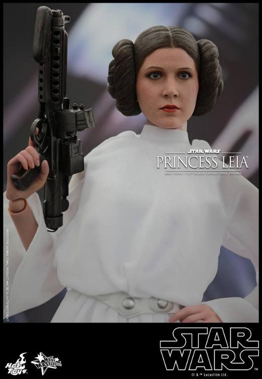 Hot Toys Star Wars 1/6 scale Princess Leia - A New Hope Leia_013