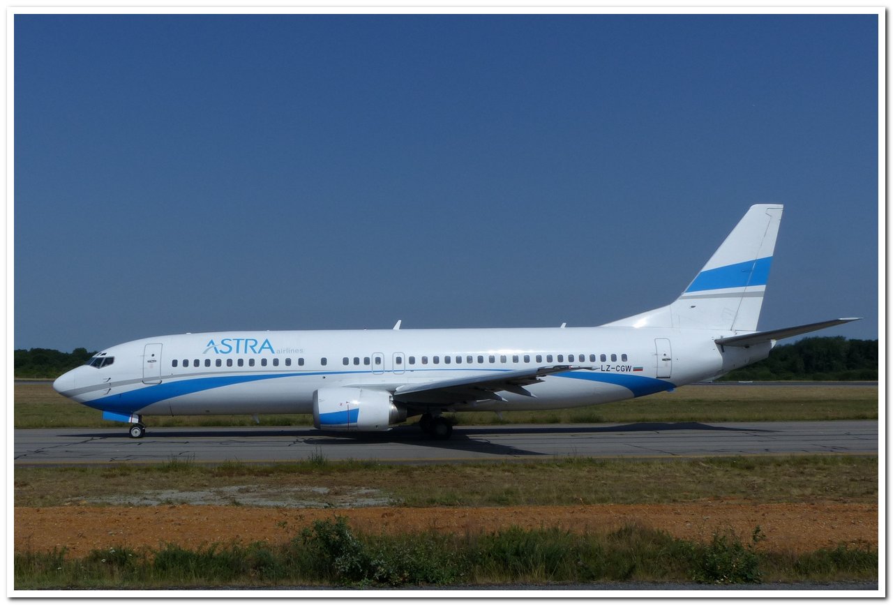 [08/04/2017] Boeing 737 (LZ-CGW) Enter air/Astra/CargoAir/???? B737-410