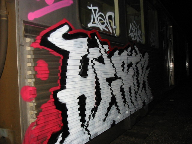 By Hertz, PQ Crew Im000210