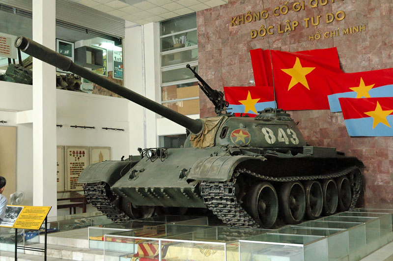 [Concours 5 ans] Revell - T55 Nord Vietnamien "Musée de Hanoi". Hanoi_11