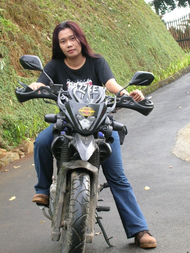 LADY BIKERS TRCC Dscn0912