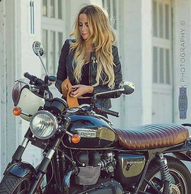 Babes & Bikes - Page 22 19399010