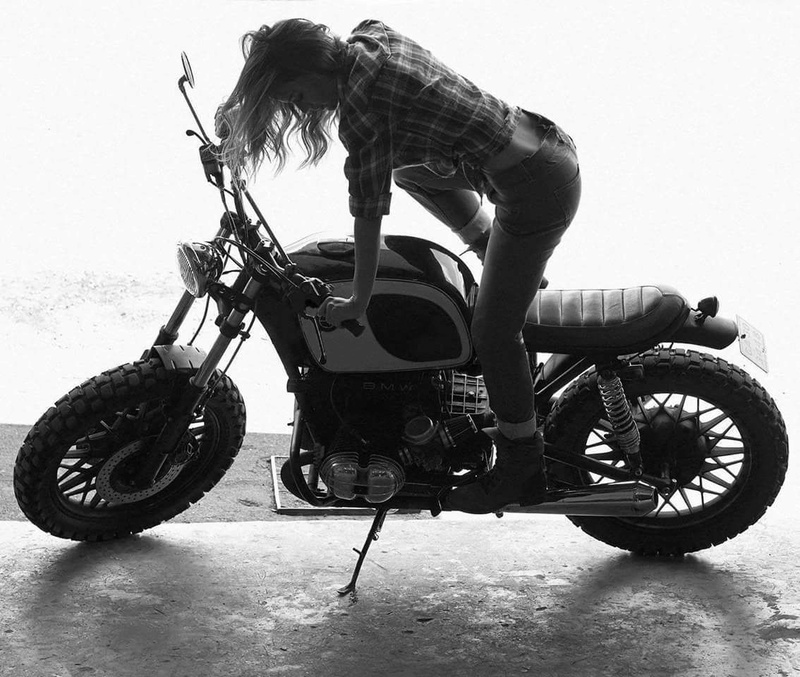 Babes & Bikes - Page 23 19575110
