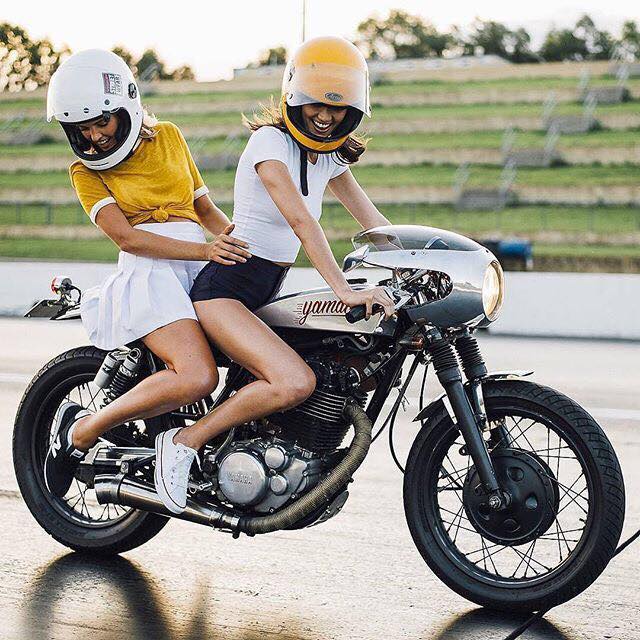 Babes & Bikes - Page 24 20375710