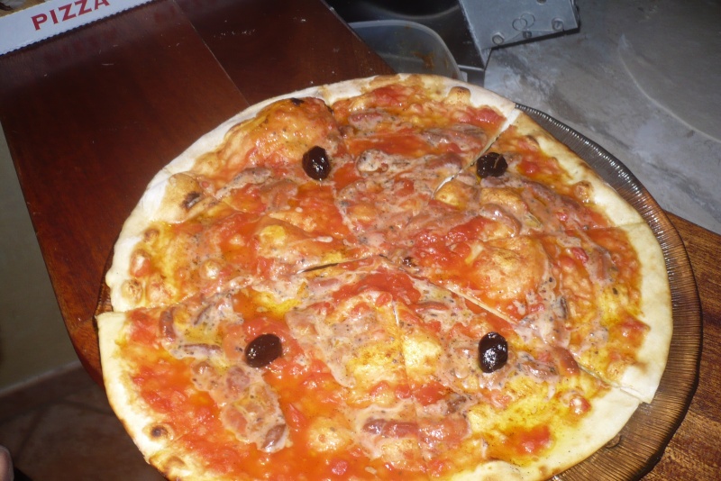 pizza aux oursins P1100039