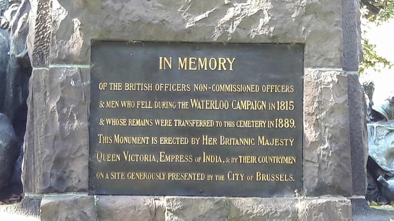 Monument aux soldats britanniques morts à Waterloo 00-mon11