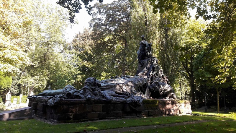 Monument aux soldats britanniques morts à Waterloo 00-mon12