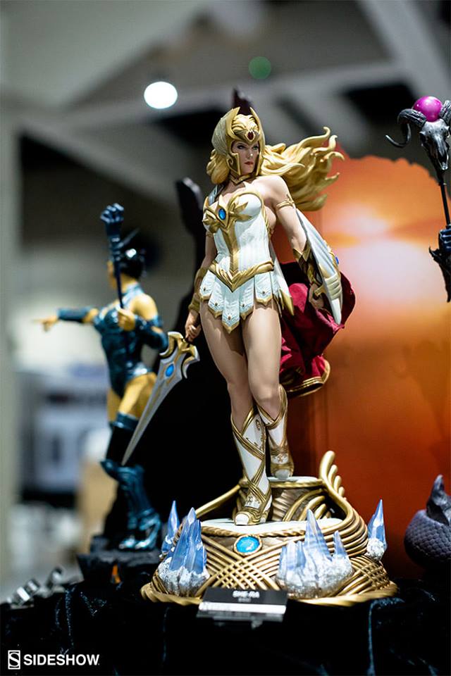 MASTER OF THE UNIVERSE: SHE-RA statue 20108210