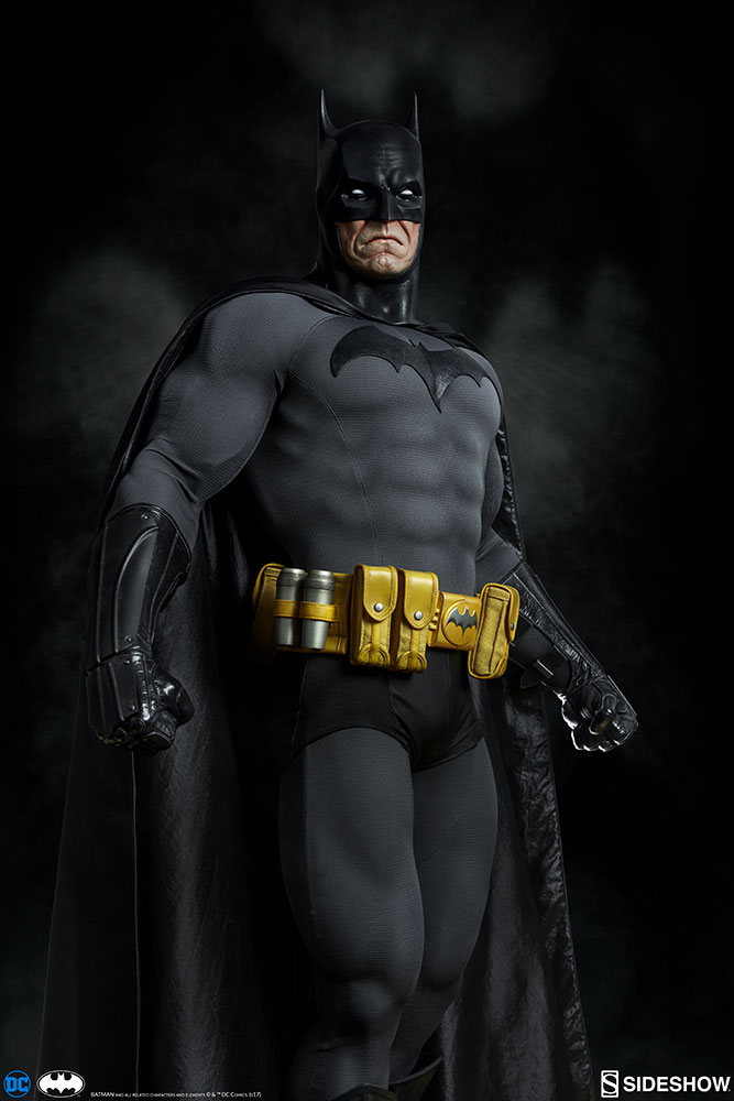 BATMAN Legendary scale figure 40017222