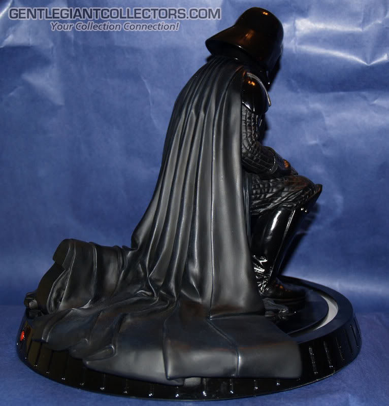 Gentle Giant - Darth Vader ESB Statue - Page 3 1357
