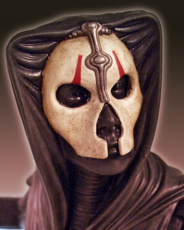 Gentle Giant - Darth Nihilus - Mini-Bust Gentle13