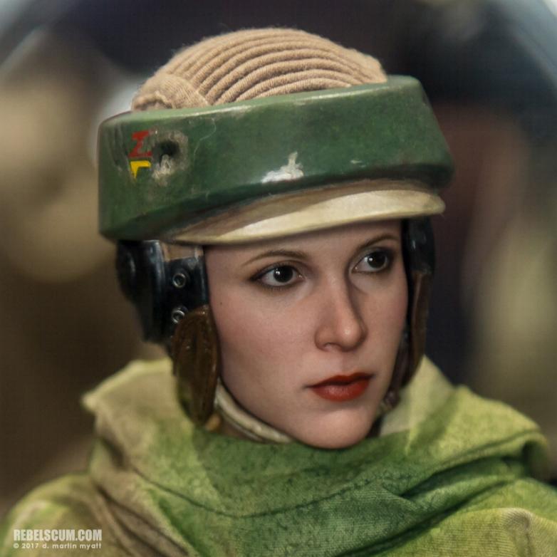 Hot Toys Star Wars - Princess Leia Endor Sixth Scale Figure Leia_e20