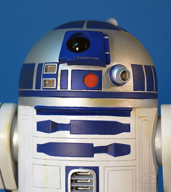 Attakus - R2-D2 Statue R2d2-016