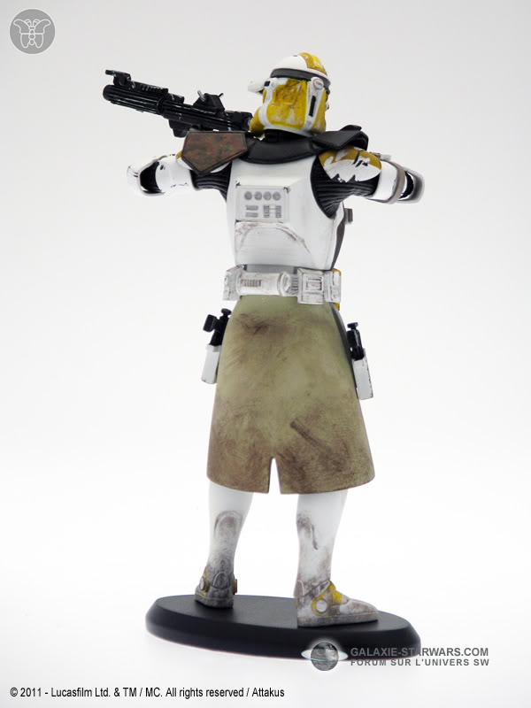 ATTAKUS - ELITE COLLECTION - COMMANDER BLY Sw009018