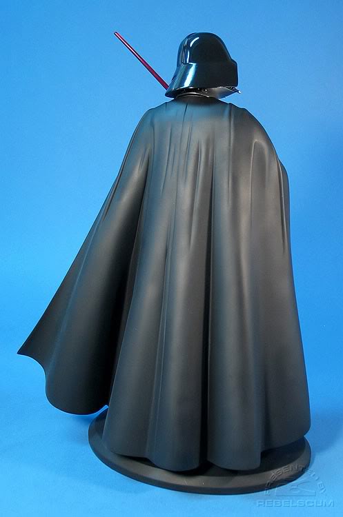 Attakus - Darth Vader 2 Statue (2004) Vaderi11