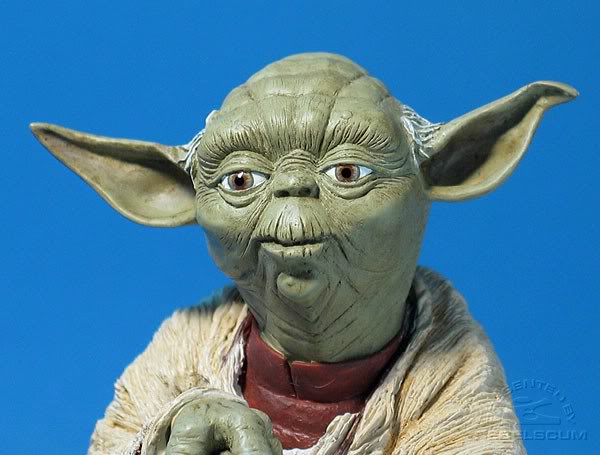 Attakus - Yoda Statue (2001) Yodai010