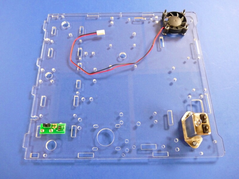 Construction d'une imprimante 3D multimatériaux - Kit Altaya model-space C2eg10