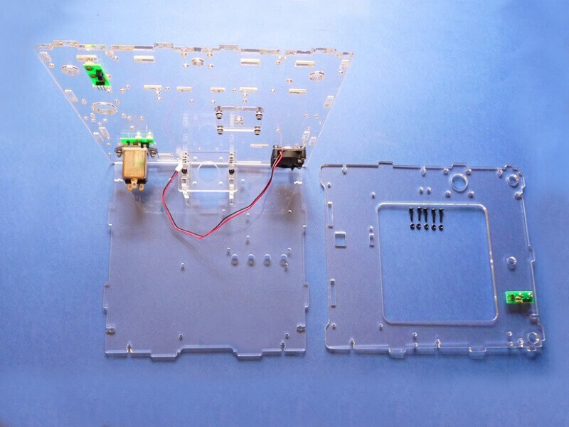 Construction d'une imprimante 3D multimatériaux - Kit Altaya model-space C3da10