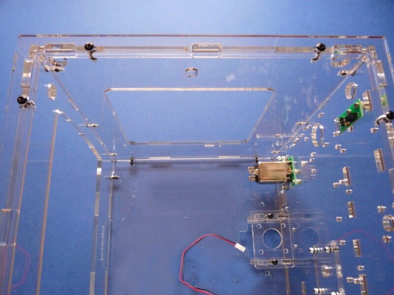 Construction d'une imprimante 3D multi-matériaux.  C3gg10