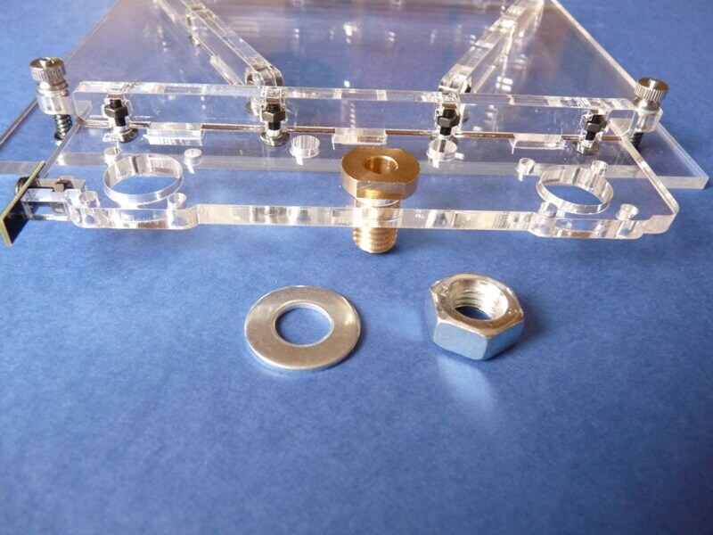 Construction d'une imprimante 3D multimatériaux - Kit Altaya model-space C3hc10