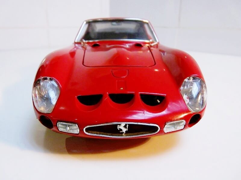 Ferrari 250 GTO - 1962 - BBurago 1/18 ème Ferr2514