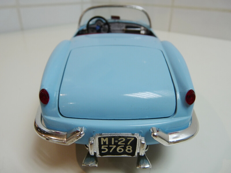 Lancia Aurélia B24 Spider bleu - 1955 - BBurago 1/18 ème Lancia20