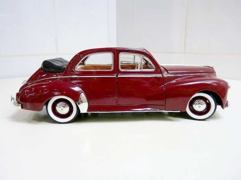 Peugeot 203 Découvrable - 1949 - Solido 1/18 ème Peugeo11