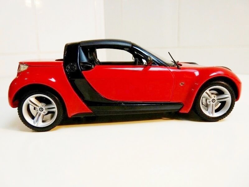 Smart Roadster - 2003 - Kyosho 1/18 ème Smart_19