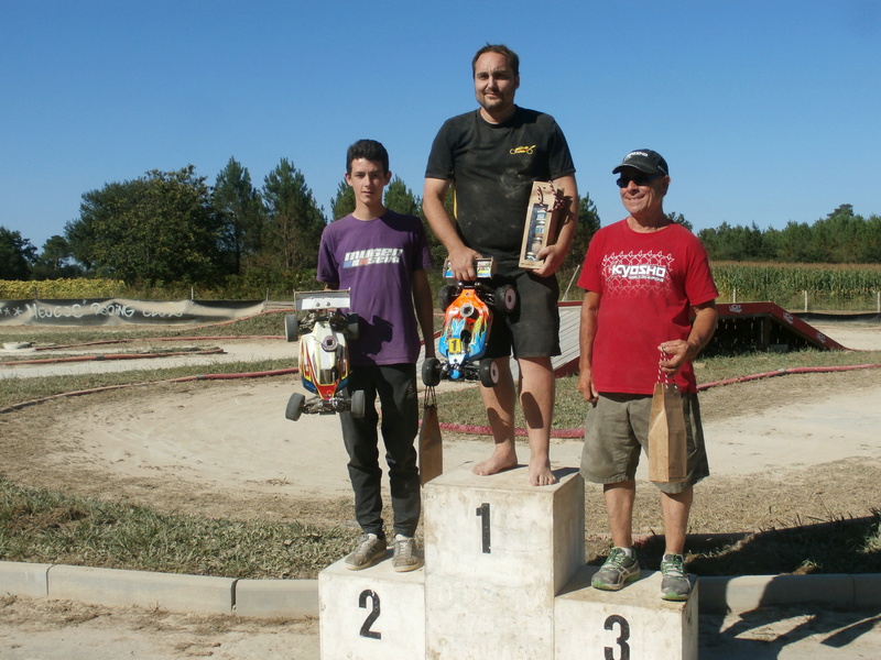 Course TT 1/8éme le 20 Aout 2017 à HEUGAS P8200314