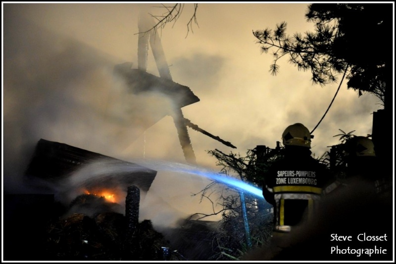 BONSIN - Un incendie de ferme Nécésssite l'intervention de 2 casernes  30 Décembre 2012  photos  Dsc_0813