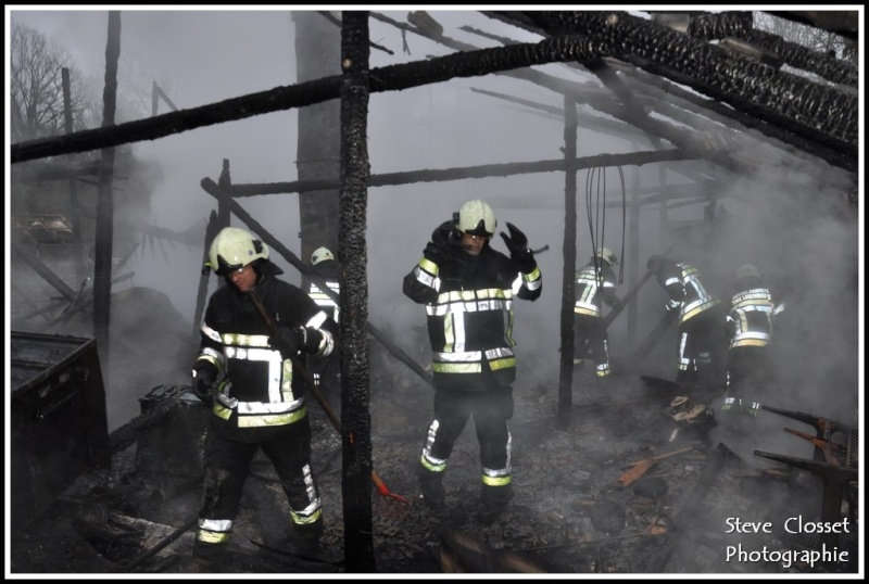 Belgique , Petite-somme , Durbuy .  incendie de hangar 3 fevrier 2013  Photos  Dsc_2512