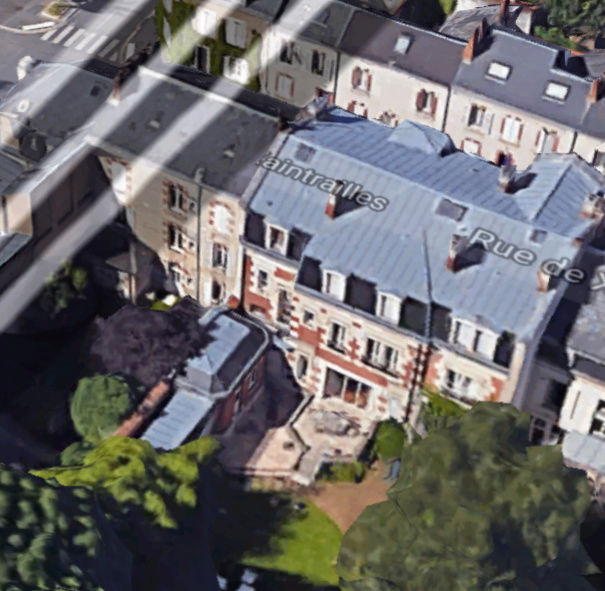 Maison Joseph Deburghgraeve 29 rue Xaintraille à Orléans - (cf Famille canal) Captur47