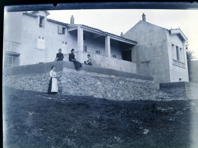 Domaine ou Château de Montbolo  Pyrénées Orientales  (après 1896) - Page 3 Montbo10