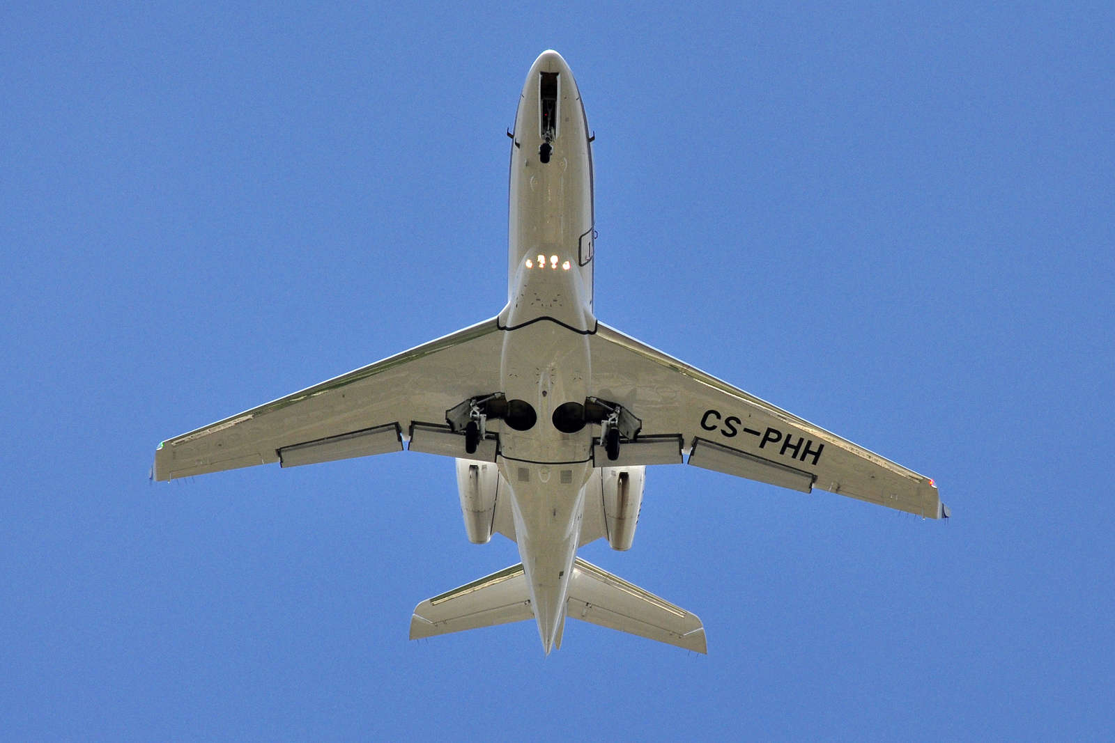 Din zona aeroportului Oradea - Pagina 6 Cs-phh11