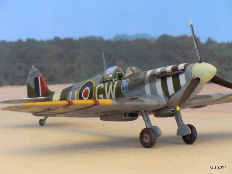 [Tamiya] Spitfire Mk. Vb - 340 Squadron Free French 4-cimg10