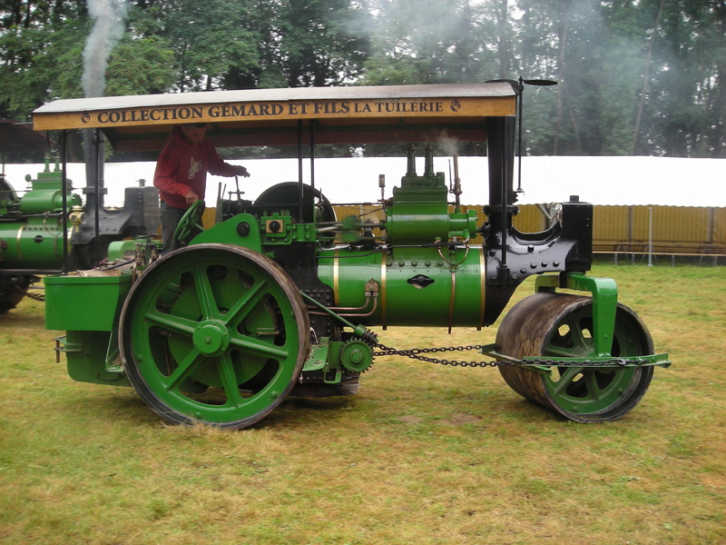 Fête des tracteurs à Cheffois (85) Dscn3416